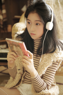 女学生小嫩嫩裸体视频高清WWW